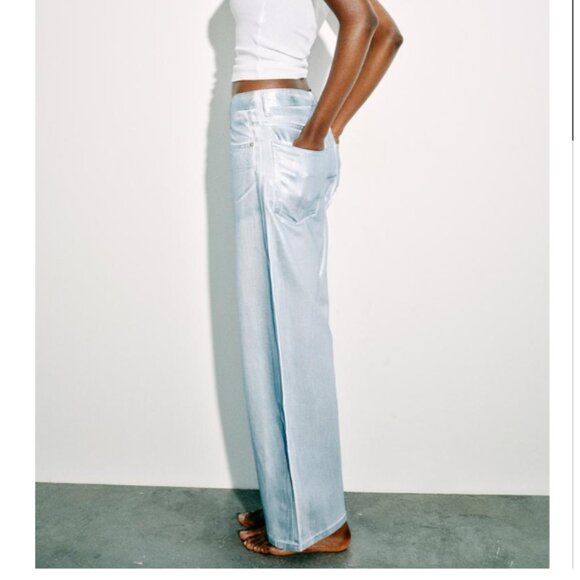 ** Zara - Mid Waist TRF Baggy Balloon Jeans - Picture 3 of 4